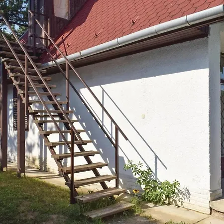 Four Bedroom Holiday In Balatonszemes Balatonboglár