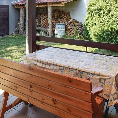 Nyaraló Four Bedroom Holiday In Balatonszemes Balatonboglár
