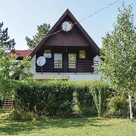 Nyaraló Four Bedroom Holiday In Balatonszemes *