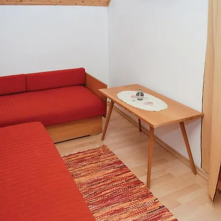 Four Bedroom Holiday In Balatonszemes Nyaraló